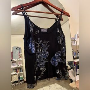 Beautiful Flowy Blouse ASTR S, Excellent Condition